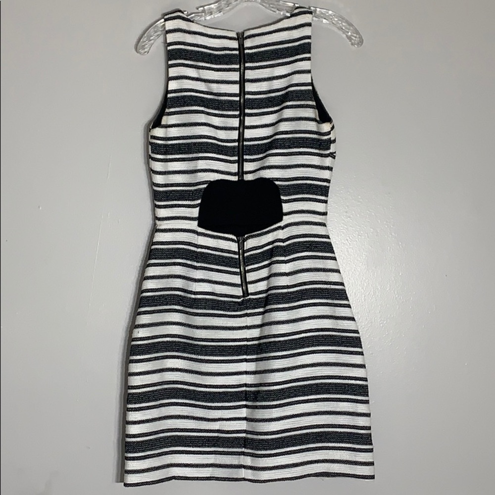 Banana Republic Woven Sleeveless Pocket mini Dress 0 black and white - Picture 2 of 6